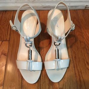 🦋 Coach Genesis Patent Leather Heels